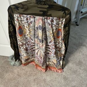 Johnny Was camo top detailed print back